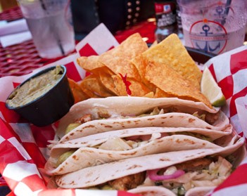 Bethany Boathouse | Bethany Beach, DE Family Restaurant